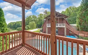 Country Farm Estate, 18 Acres! Tiny Weddings! - Image 4