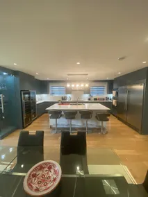 Luxury •Sleep 6 •2 Full Bath •Private Entrance - Image 5