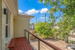 Sleeps 16 Near Downtown - Image 4