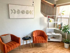 Family Friendly Duplex/9 min from MDW/Free Parking - Image 2
