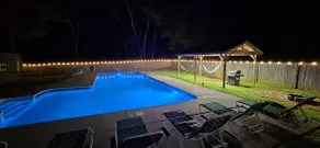 Beautiful Ranch Style House With Pool - Image 2