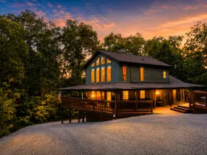 Last Days of Summer Getaway – Hot Tub & 20 Acres - Image 2