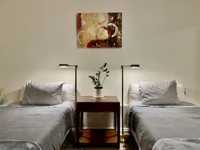 Cozy Unit in Convenient Inner Richmond District - Image 4
