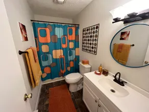 Hot Tub Time Capsule with Waterbed & Jukebox - Image 5