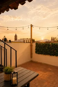 Amazing apartment with views in the center - Image 2