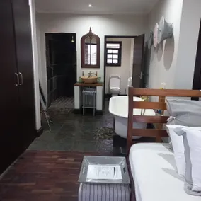 Whale Rock Guest House - Image 3