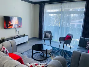 A luxe 3Bedroom Condo with a Pool - Image 2