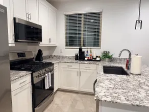 Suite with Private Entry & Cleaning Fee Waived - Image 5