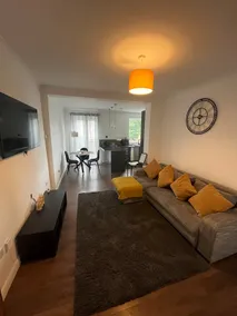 Beautiful 1 Bed Flat Sleeps 4 - Image 4