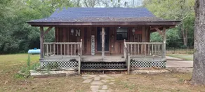 Rustic 2 Acre Country Cabin Near Lakes + Fire Pit - Image 5