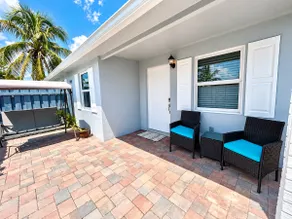 Gorgeous Apartment • 1BR Near PBI • Sleeps 4 - Image 4