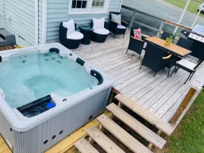 Relaxing Farm House|HotTub•FirePit•Grill•Elon - Image 3