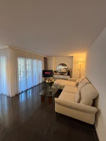 Center Park Apartment - Image 3