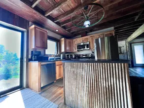 Wheat Hollow Rustic Retreat-Dog Friendly - Image 5
