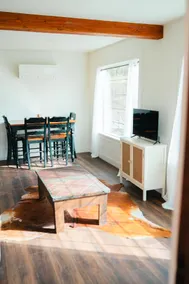 La Grande Cabin - Image 5