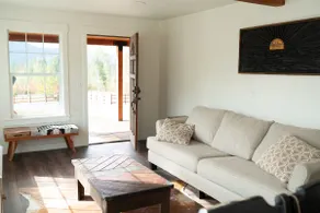 La Grande Cabin - Image 3