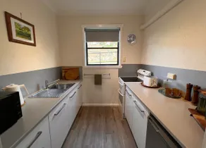 Self-Contained Studio Apartment Near the CBD - Image 3