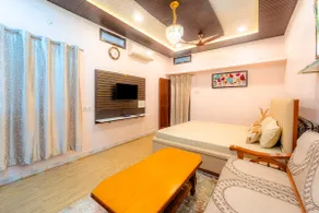 Shrilok Kutir - 2BHK Apartment |7 Mins from Temple - Image 4