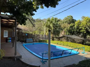 Rural house with pool in Chapecó - Image 5