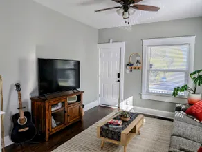 Blissful Bungalow in the heart of KC - Image 4