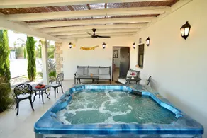 Guest house in Gilboa - heated pool 6 bedrooms - Image 2