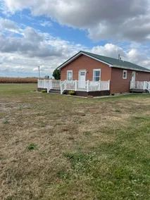 Peaceful getaway near Lake Huron - Image 3