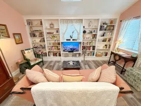 Enchanting Cottage in the Heart of Southampton Vil - Image 3
