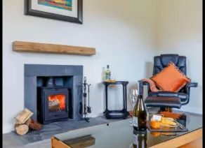 Cosy Dog Friendly Cottage, Isle of Skye - Image 3