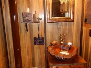 Cozy waterfront cabin - Image 5
