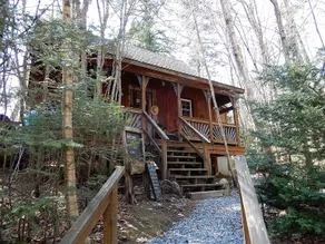 Cozy waterfront cabin - Image 2