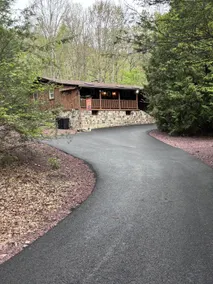 Cozy Log Cabin in Jim Thorpe - Image 2