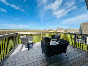Beach Wood Chalet in Cap-Pelé - Image 3