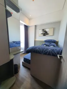 apart 2BR, view laut, wifi, smart tv, alt mkn n masak - Image 3