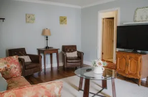 Work Trip & Family Friendly | 3BR | LongTerm Stays - Image 5