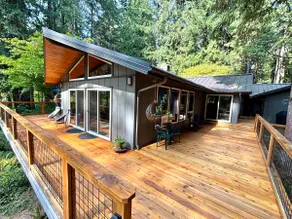 Wrens Nest, river, golf, fish, hike, raft, relax! - Image 4