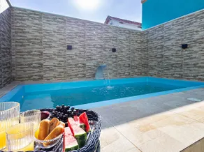 Beach house / 14 people / barbecue area / pet-friendly - Image 3
