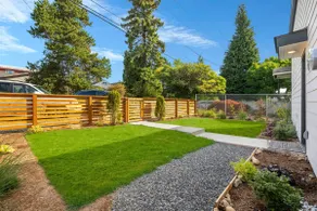Fenced Yard | Work-Friendly | 20 min to World Cup - Image 5