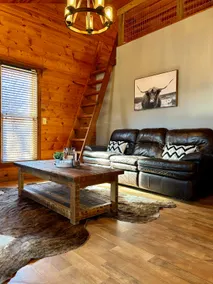 Log Cabin with Breathtaking View - Image 4