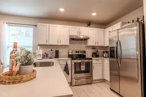 Beautiful and amazing community 3 Bedroom 2bath - Image 4