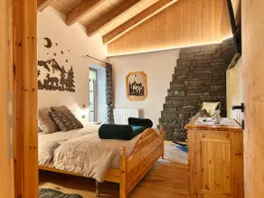 Alpen Presanella Chalet - Image 4