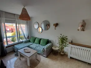 Beachfront apartment with garage - Image 5