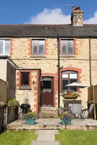 Vera's cottage - Image 5