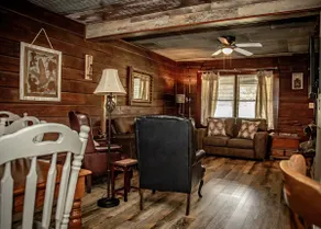 Log Cabin at Sardis Lake - Image 4