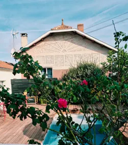Typical charming house with pool - Image 4