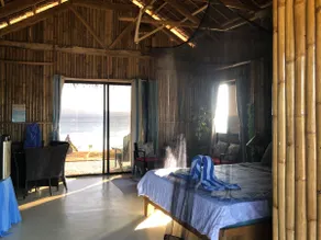 Cabin on the beach - Image 3