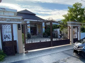 Suria 3 Sepang with private pool - Image 3