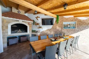 Beautiful Holiday Home "Villa Luka" - Image 4
