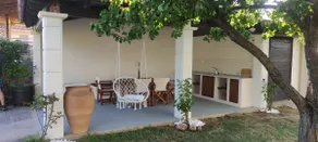 Vintage Garden House - Image 2