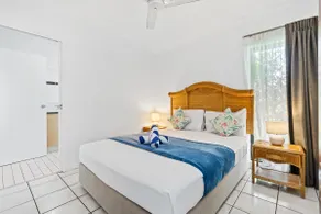 1-Bedroom Apartment 200m to Trinity Beach - Image 3