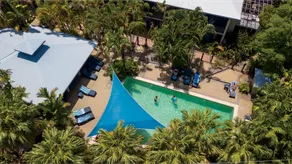 1-Bedroom Apartment 200m to Trinity Beach - Image 2